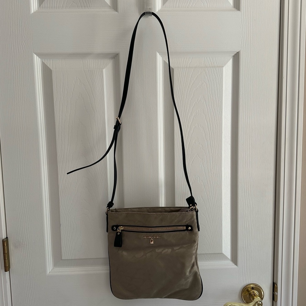 Michael Kors Crossbody Purse
